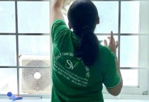 Dịch vụ Lau Kính nhà ở  Dịch vụ Lau Kính nhà ở